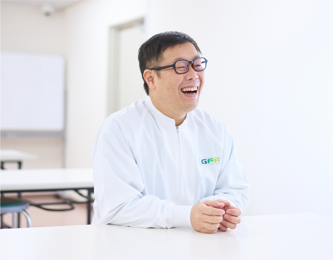 CAREER 01 学生時代〜入社
