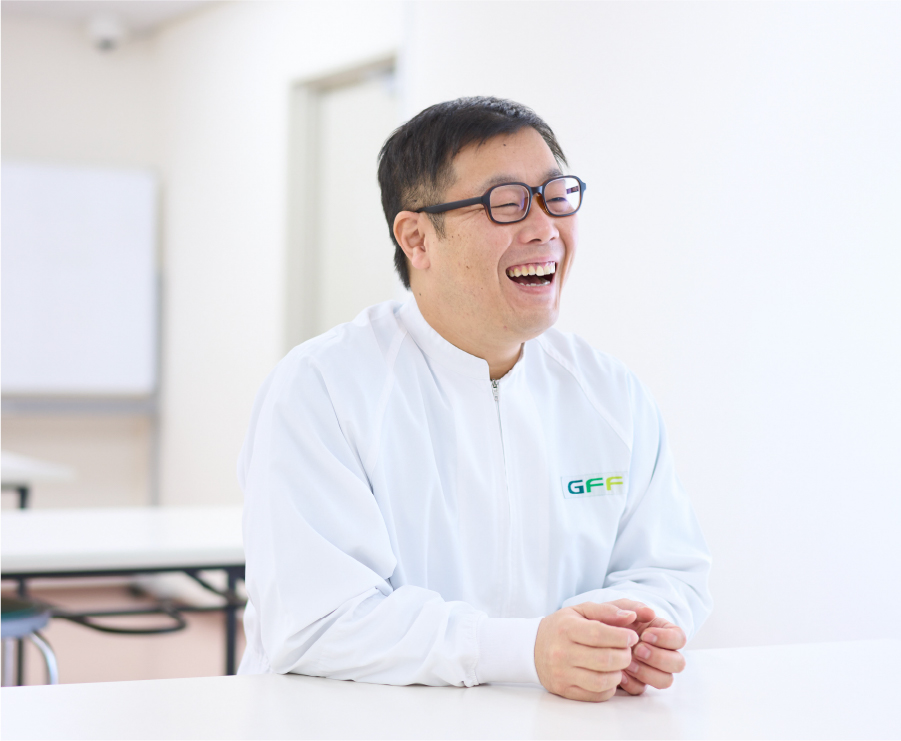CAREER 01 学生時代〜入社